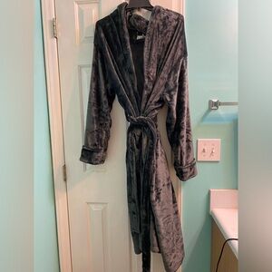 Brand new comfy grey bathrobe